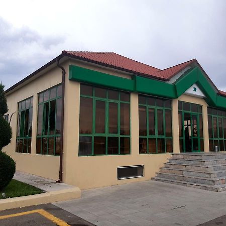 Azpetrol Hotel Gazax Qazax Exterior foto